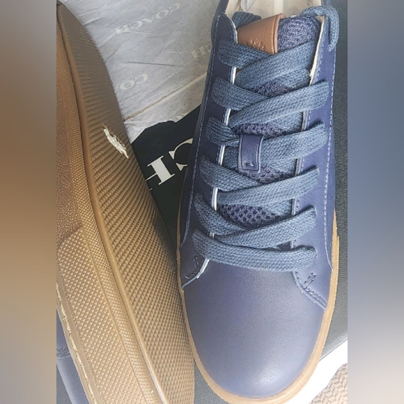 COACH men's low top sneaker - Picture 6 of 8